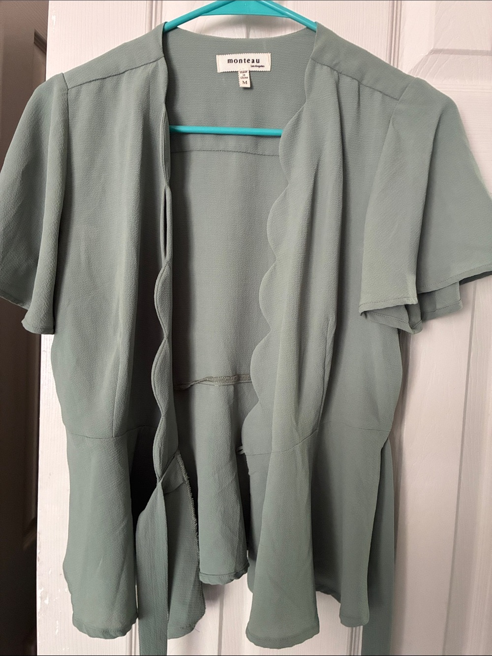 Monteau Sage Green Scallop-Edge Open Front Top